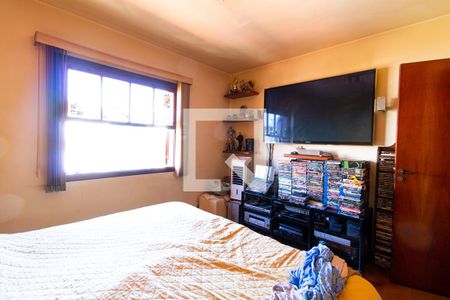 Casa à venda com 330m², 4 quartos e 4 vagasQuarto 2