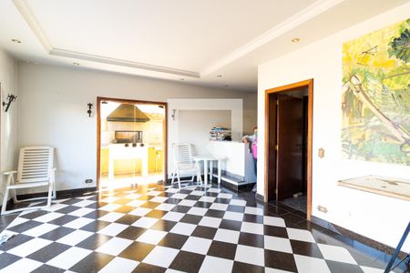 Casa à venda com 330m², 4 quartos e 4 vagasSalão de Festas