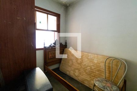 Casa à venda com 330m², 4 quartos e 4 vagasQuarto de Serviço