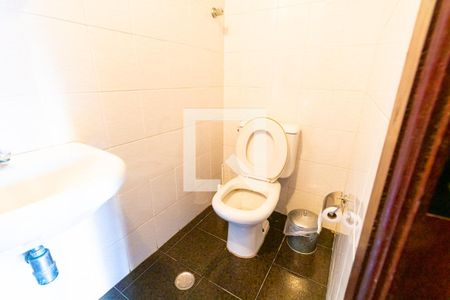 Casa à venda com 330m², 4 quartos e 4 vagasLavabo 2