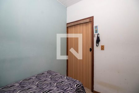 Casa à venda com 265m², 6 quartos e 3 vagas Casa à venda com 265m², 6 quartos e 3 vagasCasa 2 - Quarto 2