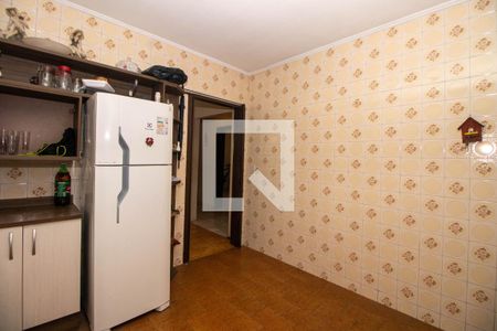 Casa à venda com 265m², 6 quartos e 3 vagas Casa à venda com 265m², 6 quartos e 3 vagasCozinha