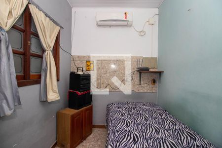 Casa à venda com 265m², 6 quartos e 3 vagas Casa à venda com 265m², 6 quartos e 3 vagasCasa 2 - Quarto 2