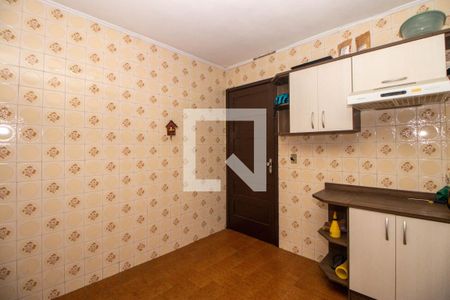 Casa à venda com 265m², 6 quartos e 3 vagas Casa à venda com 265m², 6 quartos e 3 vagasCozinha