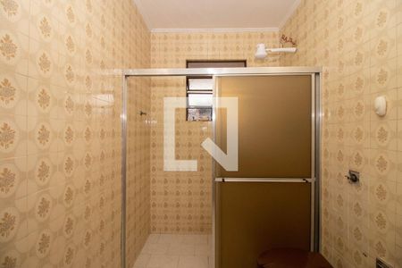 Casa à venda com 265m², 6 quartos e 3 vagas Casa à venda com 265m², 6 quartos e 3 vagasBanheiro Social