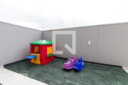 Apartamento para alugar com 42m², 2 quartos e 1 vaga Apartamento para alugar com 42m², 2 quartos e 1 vagaÁrea Comum - Playground