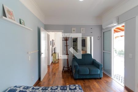 Casa à venda com 370m², 5 quartos e 2 vagas Casa à venda com 370m², 5 quartos e 2 vagasSuíte 03