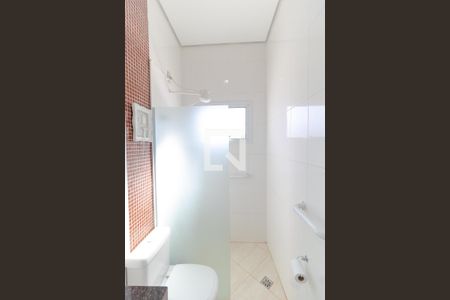 Casa à venda com 370m², 5 quartos e 2 vagas Casa à venda com 370m², 5 quartos e 2 vagasBanheiro 02