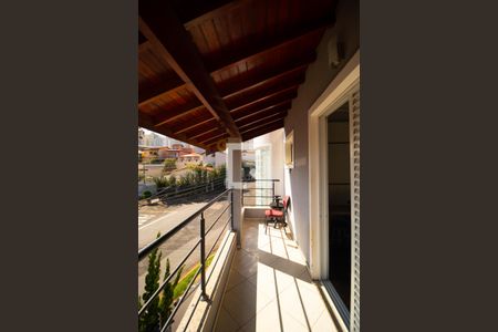 Casa à venda com 370m², 5 quartos e 2 vagas Casa à venda com 370m², 5 quartos e 2 vagasSacada da Suíte 01