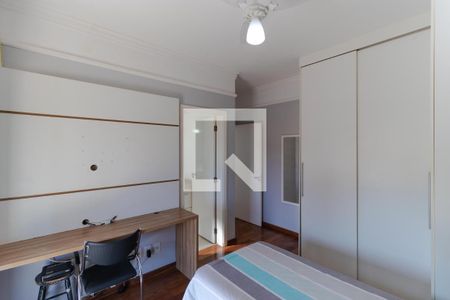 Casa à venda com 370m², 5 quartos e 2 vagas Casa à venda com 370m², 5 quartos e 2 vagasSuíte 01