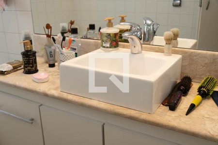 Casa à venda com 180m², 3 quartos e 2 vagas Casa à venda com 180m², 3 quartos e 2 vagasSuite do Quarto 3