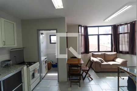 Sala de apartamento para alugar com 2 quartos, 76m² em Centro, Campinas