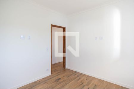 Casa à venda com 191m², 3 quartos e 2 vagas Casa à venda com 191m², 3 quartos e 2 vagasQuarto 2