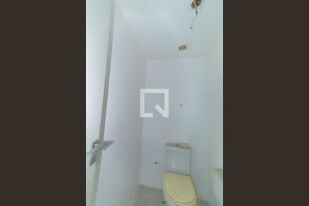 Casa à venda com 286m², 5 quartos e 2 vagas Casa à venda com 286m², 5 quartos e 2 vagasBanheiro Social 1