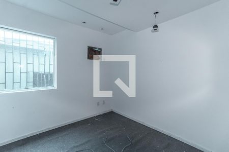 Casa à venda com 286m², 5 quartos e 2 vagas Casa à venda com 286m², 5 quartos e 2 vagasQuarto 4