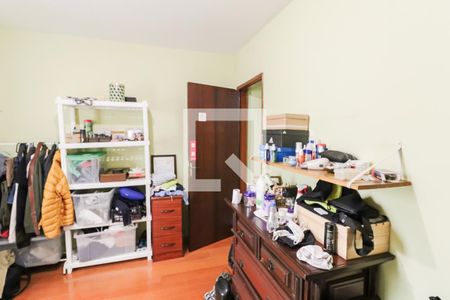 Casa à venda com 280m², 3 quartos e 2 vagas Casa à venda com 280m², 3 quartos e 2 vagasQuarto 2