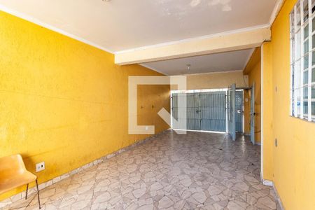 Casa à venda com 200m², 3 quartos e 2 vagas Casa à venda com 200m², 3 quartos e 2 vagasGaragem