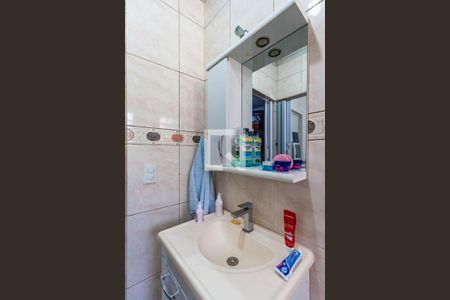 Casa à venda com 200m², 3 quartos e 2 vagas Casa à venda com 200m², 3 quartos e 2 vagasBanheiro 1s