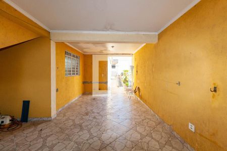 Casa à venda com 200m², 3 quartos e 2 vagas Casa à venda com 200m², 3 quartos e 2 vagasGaragem