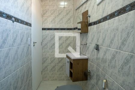 Casa para alugar com 150m², 4 quartos e 4 vagas Casa para alugar com 150m², 4 quartos e 4 vagasBanheiro