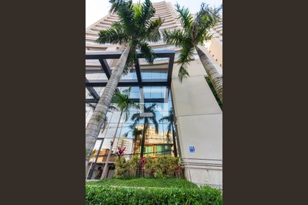 Apartamento à venda com 76m², 2 quartos e 2 vagasFachada