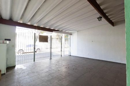 Casa à venda com 114m², 3 quartos e 2 vagas Casa à venda com 114m², 3 quartos e 2 vagasGaragem