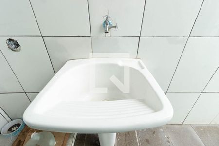 Casa à venda com 114m², 3 quartos e 2 vagas Casa à venda com 114m², 3 quartos e 2 vagasÁrea de serviço