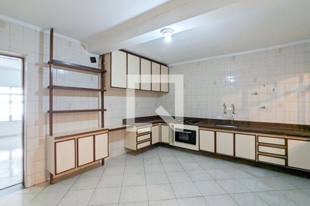 Casa à venda com 88m², 4 quartos e 2 vagas Casa à venda com 88m², 4 quartos e 2 vagasCozinha