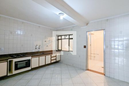 Casa à venda com 88m², 4 quartos e 2 vagas Casa à venda com 88m², 4 quartos e 2 vagasCozinha