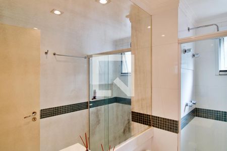 Apartamento à venda com 201m², 3 quartos e 3 vagas Apartamento à venda com 201m², 3 quartos e 3 vagasBanheiro da Suíte 3