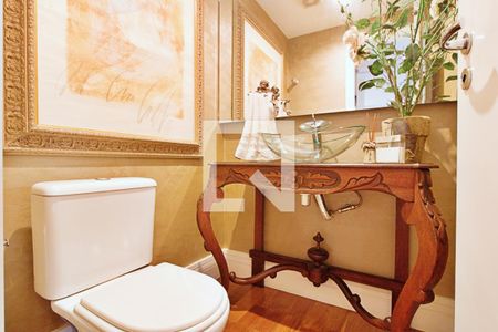 Apartamento à venda com 201m², 3 quartos e 3 vagas Apartamento à venda com 201m², 3 quartos e 3 vagasLavabo