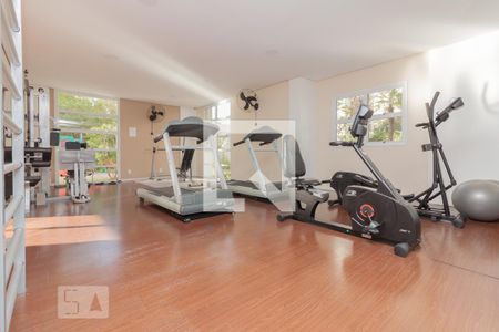 Apartamento à venda com 201m², 3 quartos e 3 vagas Apartamento à venda com 201m², 3 quartos e 3 vagasÁrea comum - Academia