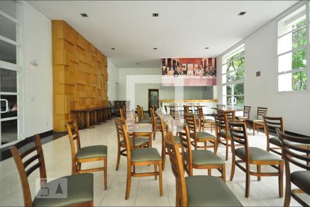 Apartamento à venda com 201m², 3 quartos e 3 vagasÁrea comum - Salão de festas