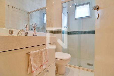 Apartamento à venda com 201m², 3 quartos e 3 vagas Apartamento à venda com 201m², 3 quartos e 3 vagasBanheiro da Suíte 3