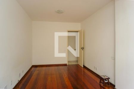 Apartamento à venda com 227m², 4 quartos e 2 vagas Apartamento à venda com 227m², 4 quartos e 2 vagasQuarto 1