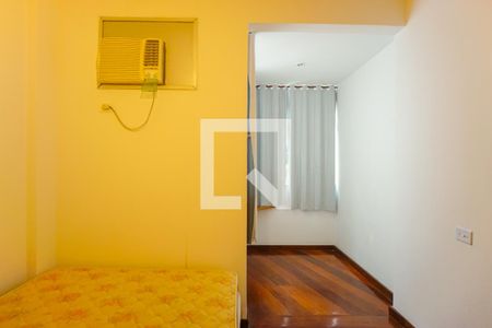 Apartamento à venda com 227m², 4 quartos e 2 vagas Apartamento à venda com 227m², 4 quartos e 2 vagasQuarto 2