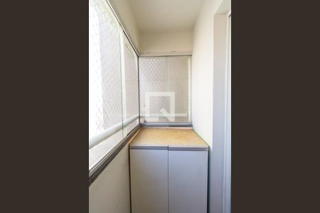 Sacada de apartamento à venda com 3 quartos, 63m² em Vila Butantã, São Paulo