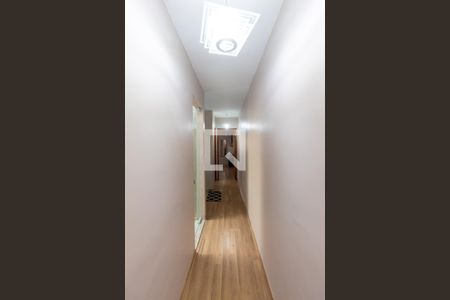 Casa à venda com 148m², 3 quartos e 2 vagas Casa à venda com 148m², 3 quartos e 2 vagasCorredor