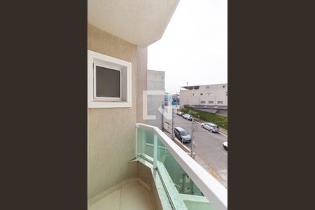 Casa à venda com 148m², 3 quartos e 2 vagas Casa à venda com 148m², 3 quartos e 2 vagasVaranda