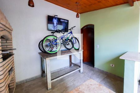 Casa à venda com 215m², 4 quartos e 3 vagas Casa à venda com 215m², 4 quartos e 3 vagasVaranda Gourmet