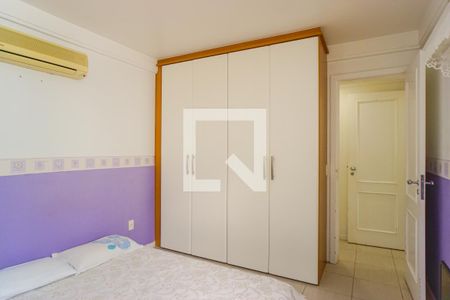 Apartamento à venda com 190m², 3 quartos e 4 vagas Apartamento à venda com 190m², 3 quartos e 4 vagasSuíte 1
