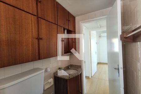 Apartamento à venda com 58m², 2 quartos e 1 vaga Apartamento à venda com 58m², 2 quartos e 1 vagaBanheiro