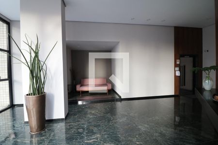 Apartamento à venda com 101m², 3 quartos e 2 vagasHall social