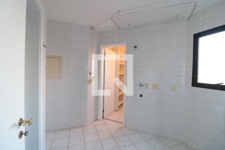 Apartamento à venda com 101m², 3 quartos e 2 vagasÁrea de Serviço