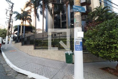 Apartamento à venda com 101m², 3 quartos e 2 vagasFachada - instalação de plaquinha