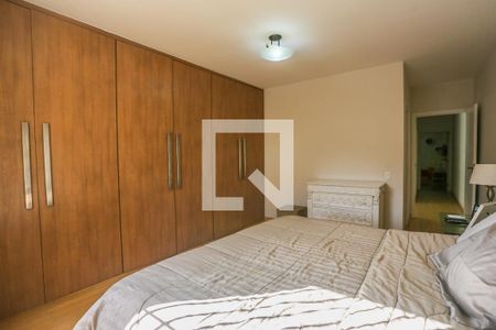 Casa à venda com 260m², 3 quartos e 2 vagas Casa à venda com 260m², 3 quartos e 2 vagasSuite