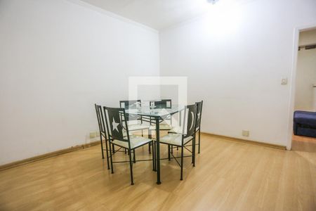 Casa à venda com 260m², 3 quartos e 2 vagas Casa à venda com 260m², 3 quartos e 2 vagasSala de Jantar