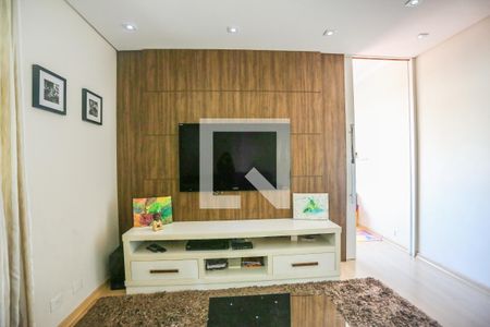 Casa à venda com 260m², 3 quartos e 2 vagas Casa à venda com 260m², 3 quartos e 2 vagasSala de TV