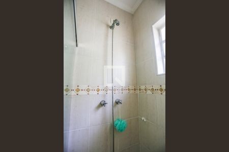 Casa à venda com 260m², 3 quartos e 2 vagas Casa à venda com 260m², 3 quartos e 2 vagasBanheiro