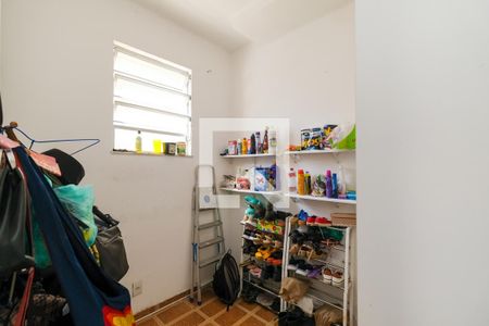 Casa à venda com 250m², 4 quartos e 1 vaga Casa à venda com 250m², 4 quartos e 1 vagaQuarto de Serviço